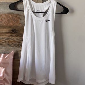 long nike workout tank xs